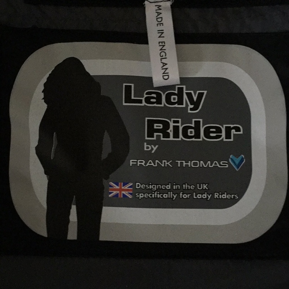 Motorcycle jacket - Picture 4 of 7
